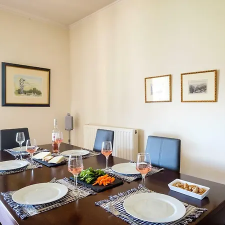 Sunny, Large & Comfortable Apt, With Palamidi View