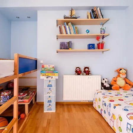 Sunny, Large & Comfortable Apt, With Palamidi View * Nauplie